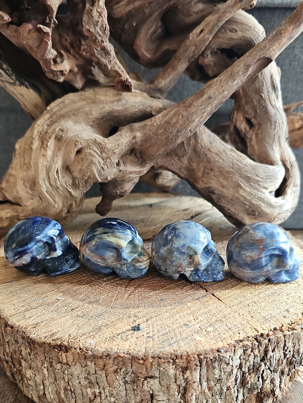 Lot Of Four Crystal Skulls - Picture 5 of 7